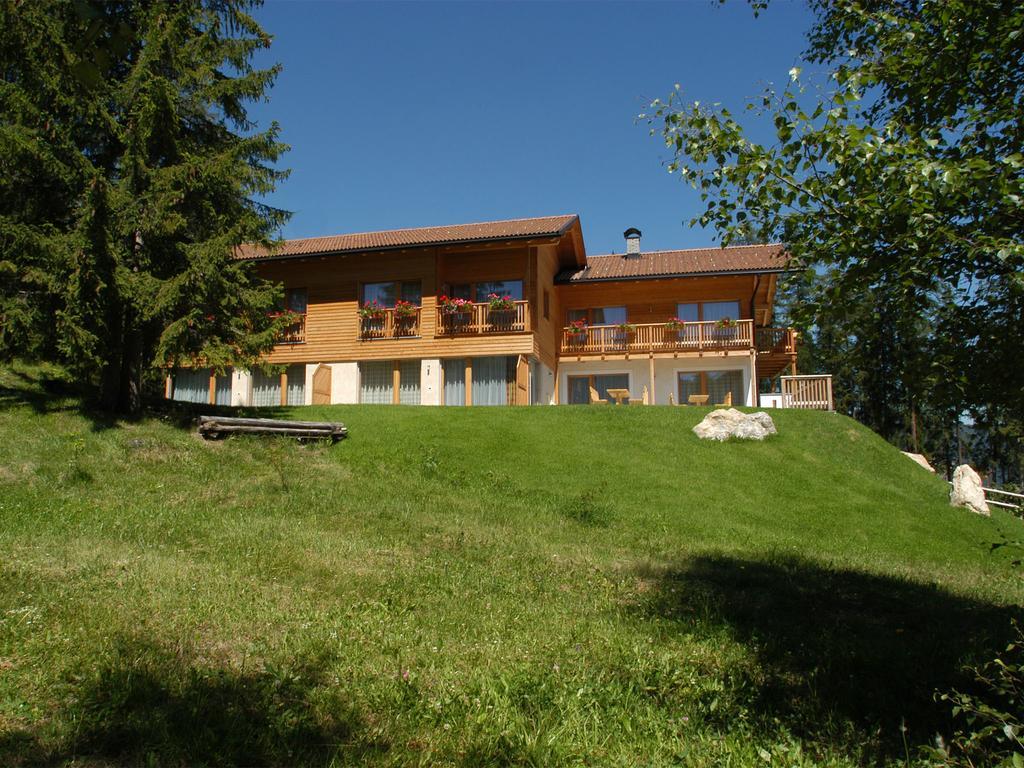 Chalet Susi Apartman La Villa  Kültér fotó